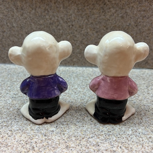 Set of two little hand painted ceramic Cave Trolls 🧌 or Leprechauns vintage - Picture 4 of 12